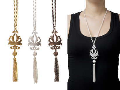 20061120_fojasmine-necklaces.jpg