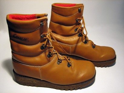 20061212_cougarboots.jpg